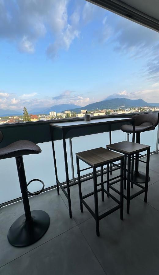 Luxueux Appartement T4 - Lac 5 Min - Parkings Privatifs - Vue Lac Et Montagne Annecy Exterior photo